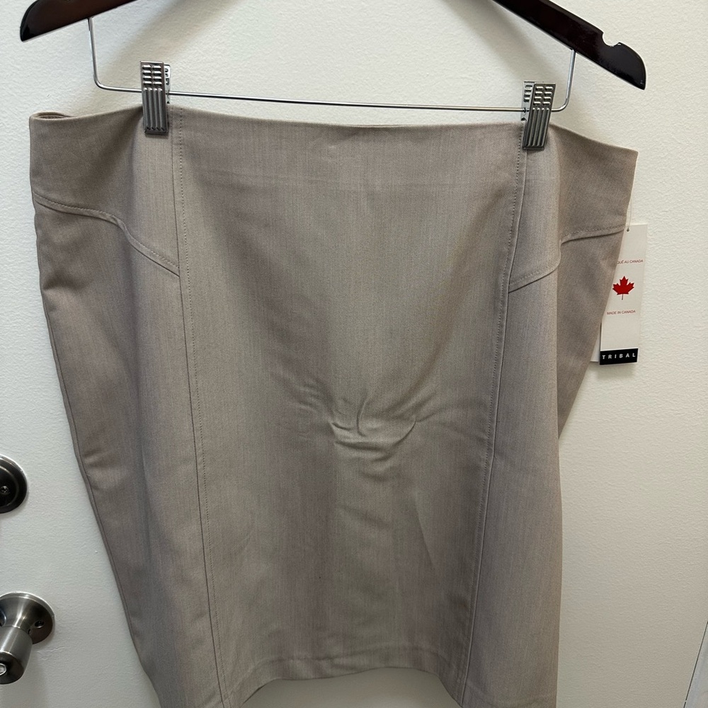 Tan Skirt - Picture 2 of 4